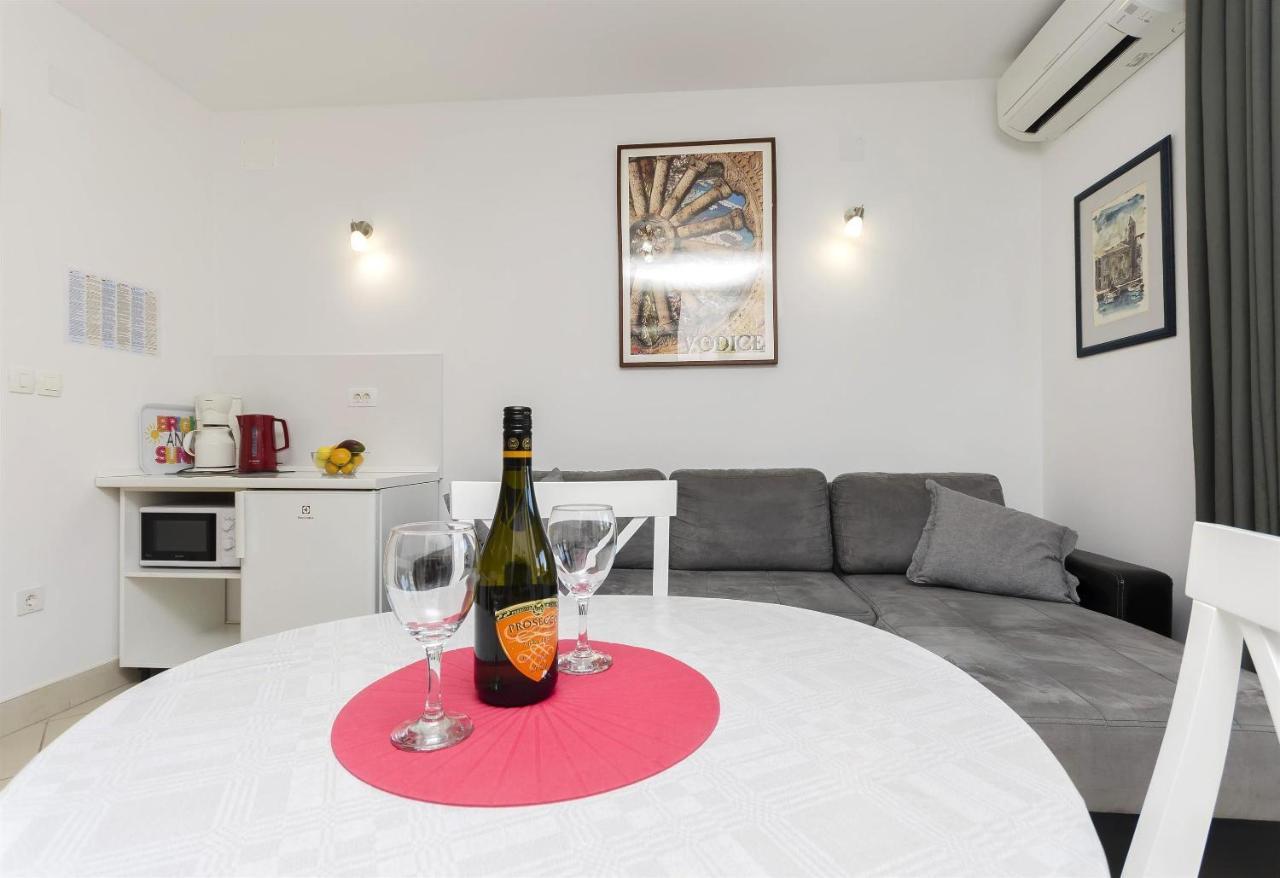 Apartment Mare Srima Eksteriør billede